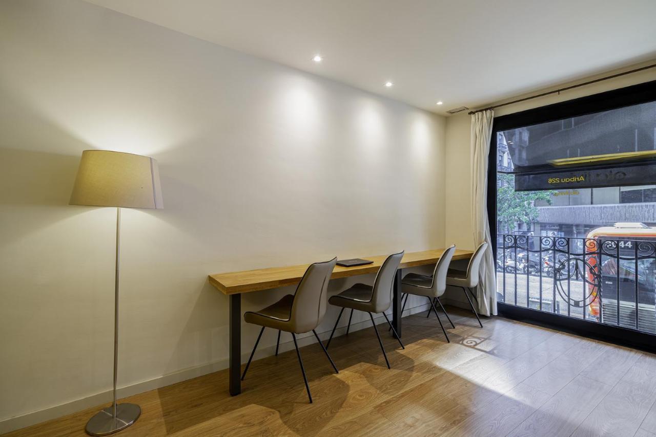 Ola Living Diagonal Apartments บาร์เซโลนา ภายนอก รูปภาพ