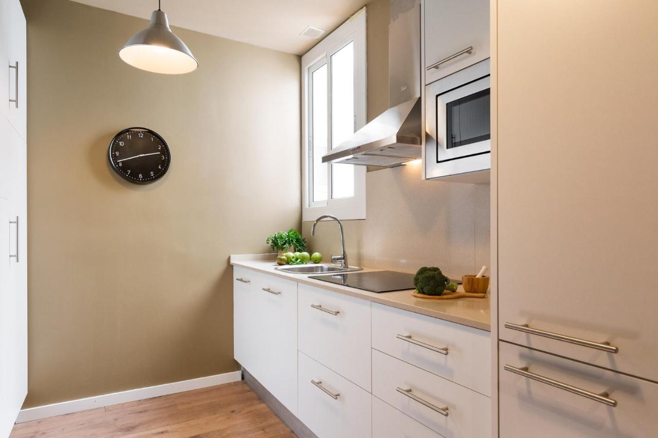 Ola Living Diagonal Apartments บาร์เซโลนา ภายนอก รูปภาพ